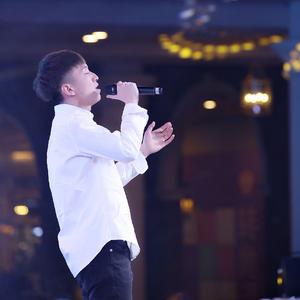 老男人夜生活与女人视频
